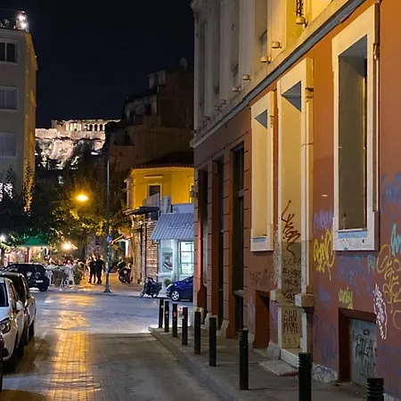 Monastiraki Citycenter Sleepbox- Unspoiled Athens Apartments Buitenkant foto