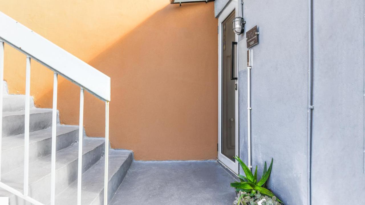 Monastiraki Citycenter Sleepbox- Unspoiled Apartment