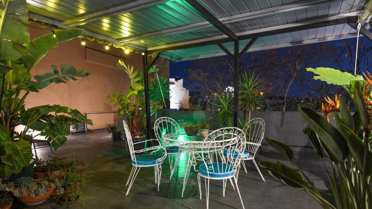 Monastiraki Citycenter Sleepbox- Unspoiled Apartment Athens